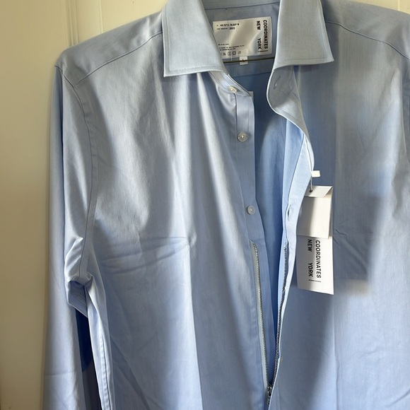 Coordinates New York light blue button up shirt Large - Picture 3 of 7